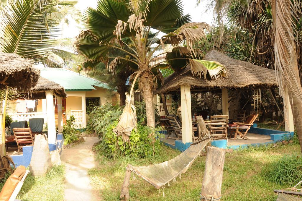 Leybato Beach Hotel Fajara Экстерьер фото